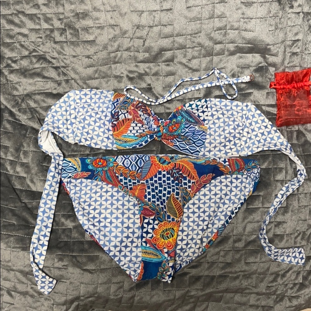 Red Carter Bikini Swimsuit - new without tag